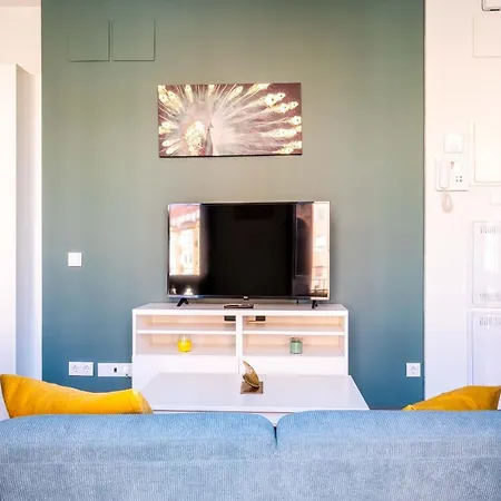 Beautifully Designed With Lots Of Natural Light * Valência