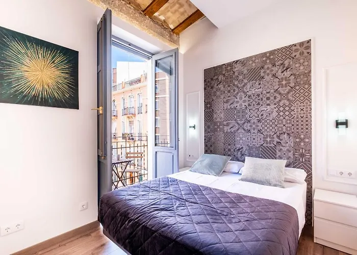 Beautifully Designed With Lots Of Natural Light شقة *