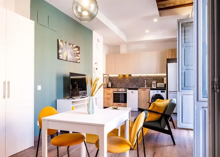 شقة Beautifully Designed With Lots Of Natural Light