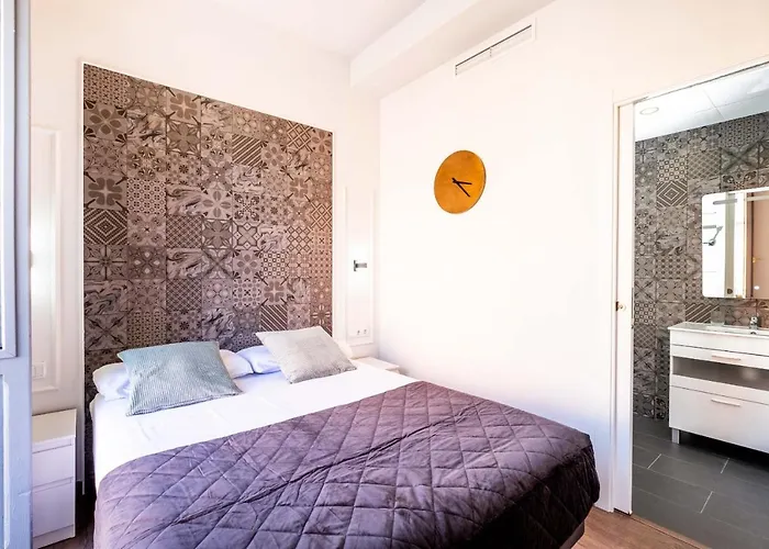 Beautifully Designed With Lots Of Natural Light شقة *
