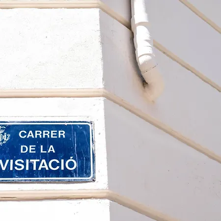 Beautifully Designed With Lots Of Natural Light * Valencia